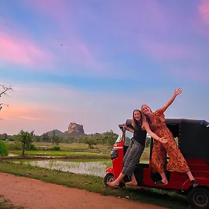 Lucky Sigiriya